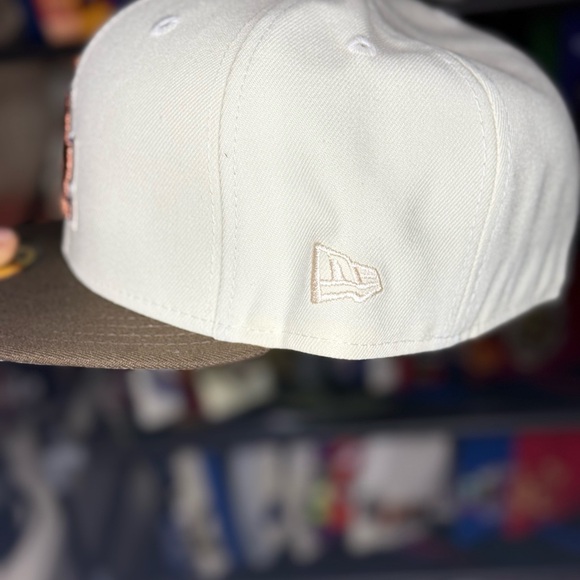 Los Angeles Dodgers MLB Chrome Walnut - Picture 3 of 5